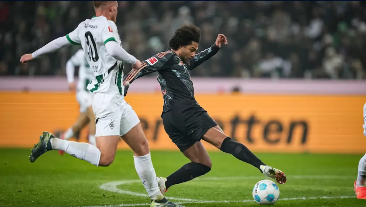 爱游戏体育-包含门兴格拉德巴赫训练开放日，窗口期强势反弹引欢呼，CBA季后赛在即，控场能力受关注的词条