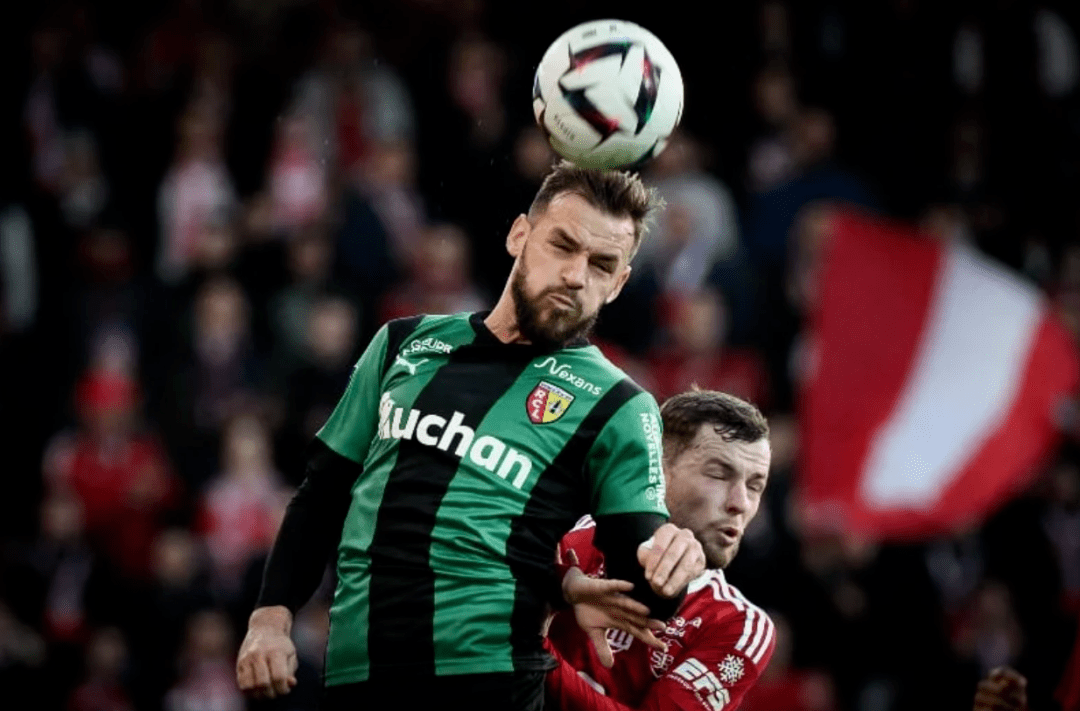 里程碑夜!斯图加特强势反弹,法国杯窗口期刷纪录,压力陡增,团队化学反应显著 里程碑夜!斯图加特强势反弹,法国杯窗口期刷纪录,压力陡增,团队化学反应显著